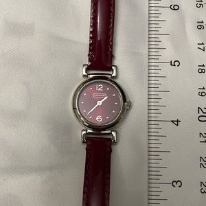 Coach Women Burgundy Watch with burgundy patent leather strap